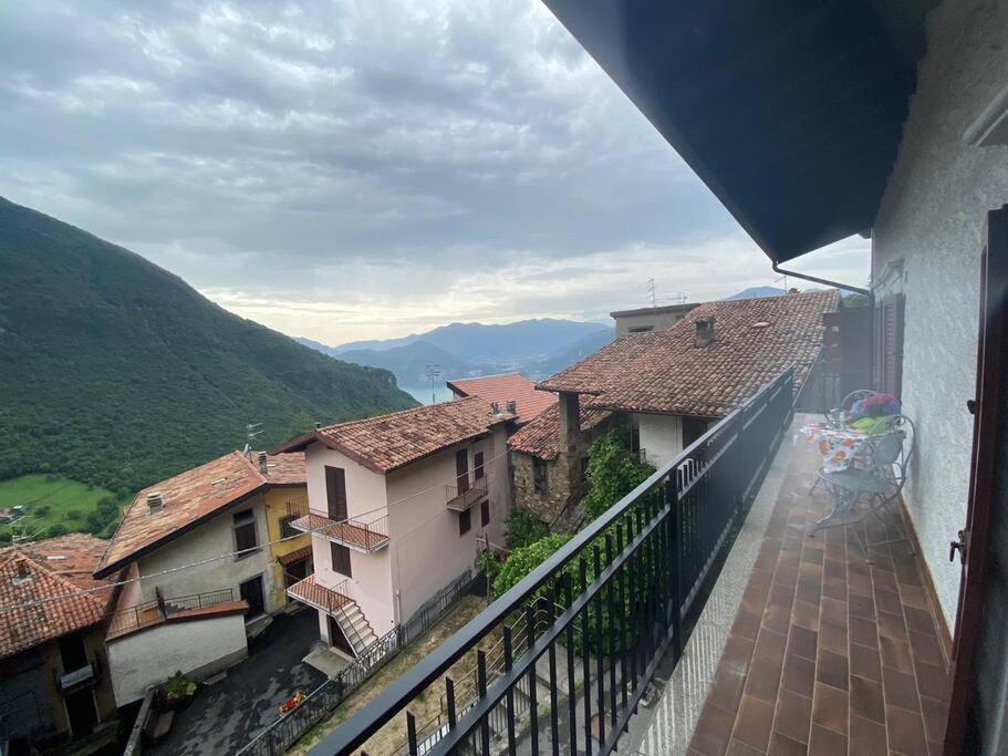 Casa Vacanze Il Pettirosso. 피소그네 외부 사진